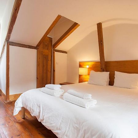 Central, Charming, Quiet, Garden And Parking Lissabon Exterior foto